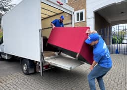 Sofa Delivery Service - GoodyVan